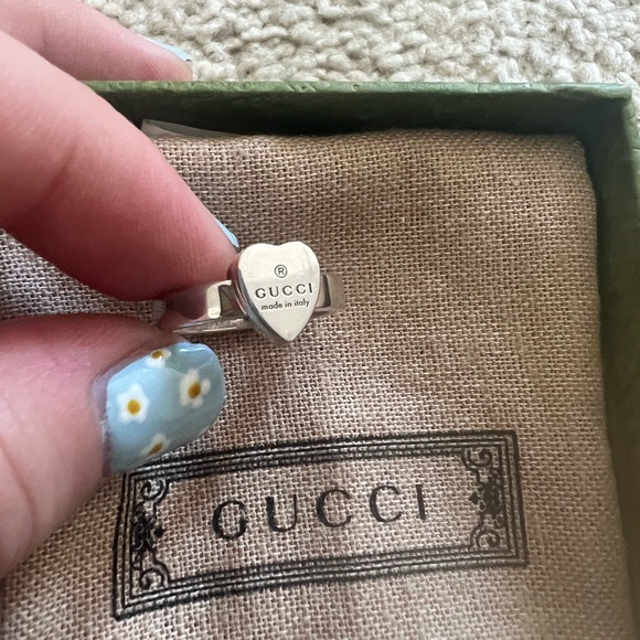 Gucci Heart Ring - Picture 6 of 6